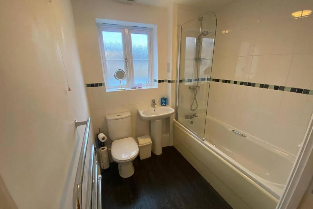 The Onyx Suite - 1 Bed Apartment W/ Free Parking Cardiff Luaran gambar
