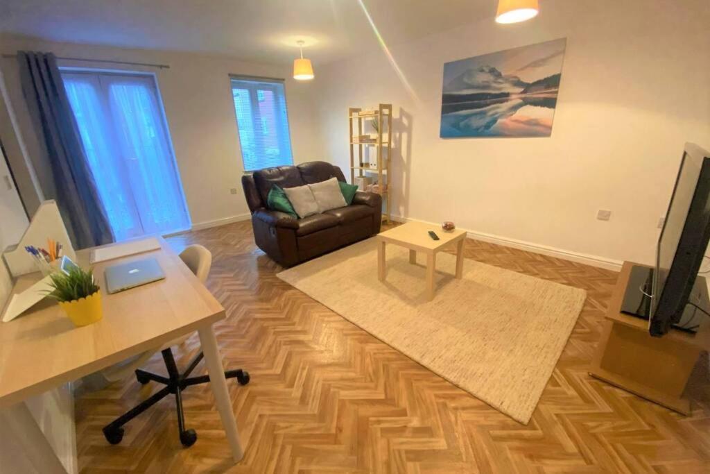 The Onyx Suite - 1 Bed Apartment W/ Free Parking Cardiff Luaran gambar