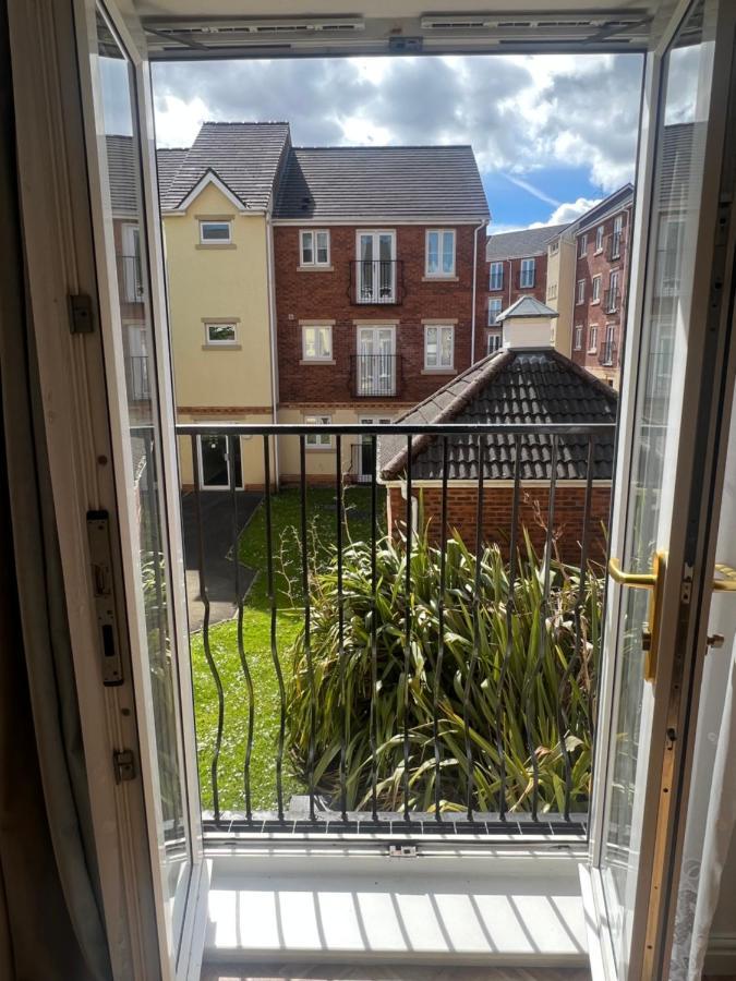 The Onyx Suite - 1 Bed Apartment W/ Free Parking Cardiff Luaran gambar